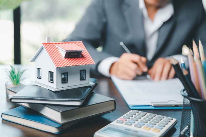Navigating the Insurance Process for Wind Damage Claims